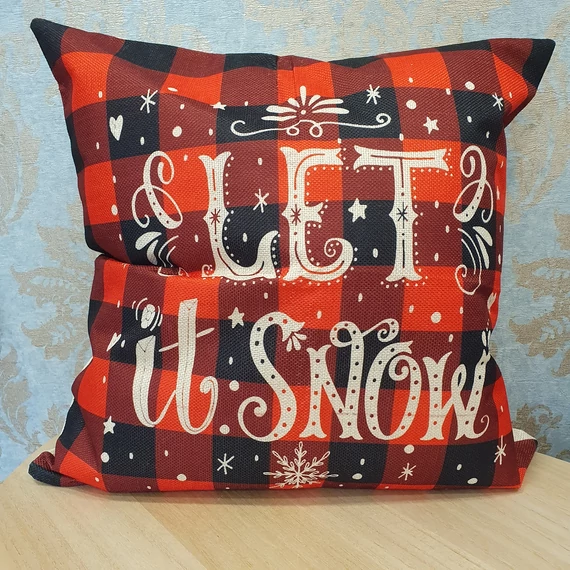 Let it Snow piros fekete kockás Karácsonyi párnahuzat 45 x 45 cm