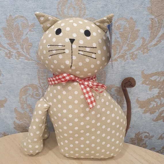 Ajtótámasz bézs színű pöttyös cica 28 cm