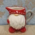 Kép 1/2 - Porcelán tejkiöntő manóval
